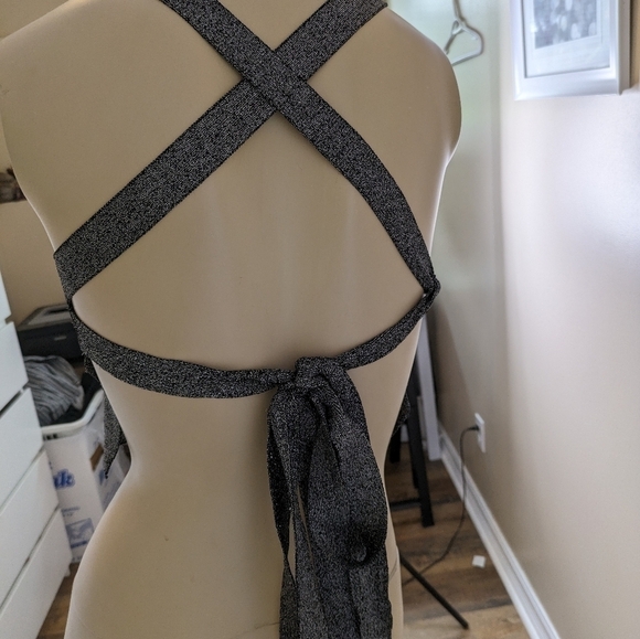 Aritzia Wilfred metallic cropped shirt silver - Picture 7 of 10